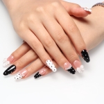 Press on nails 2017