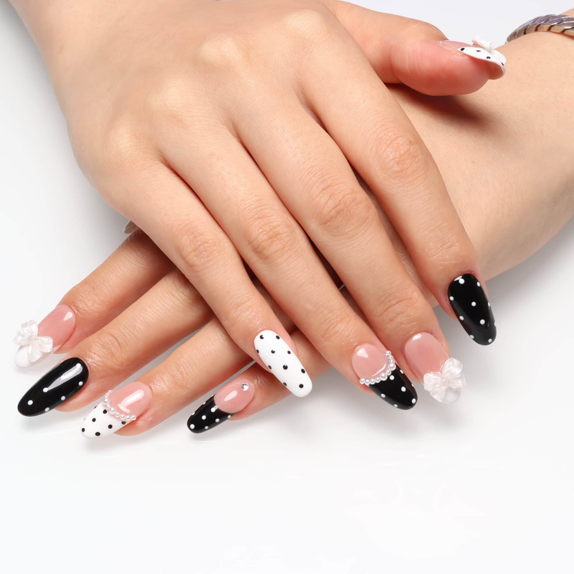 Press on nails 2017
