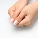 Press on nails 2039