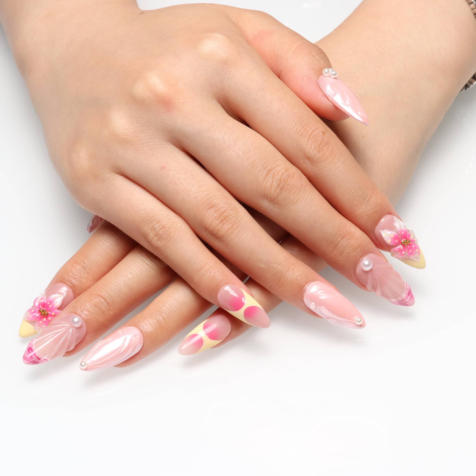 Press on nails 2112