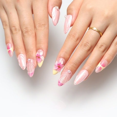 Press on nails 2114