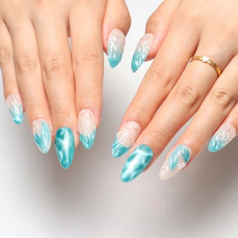 Press on nails 2122