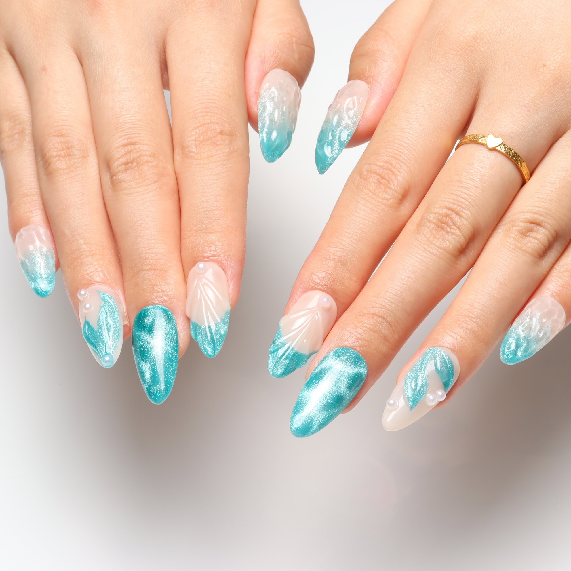 Press on nails 2122