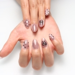 Press on nails 2367