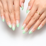 Press on nails 2370