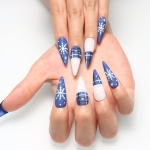Press on nails 2385
