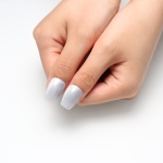 Press on nails 2400