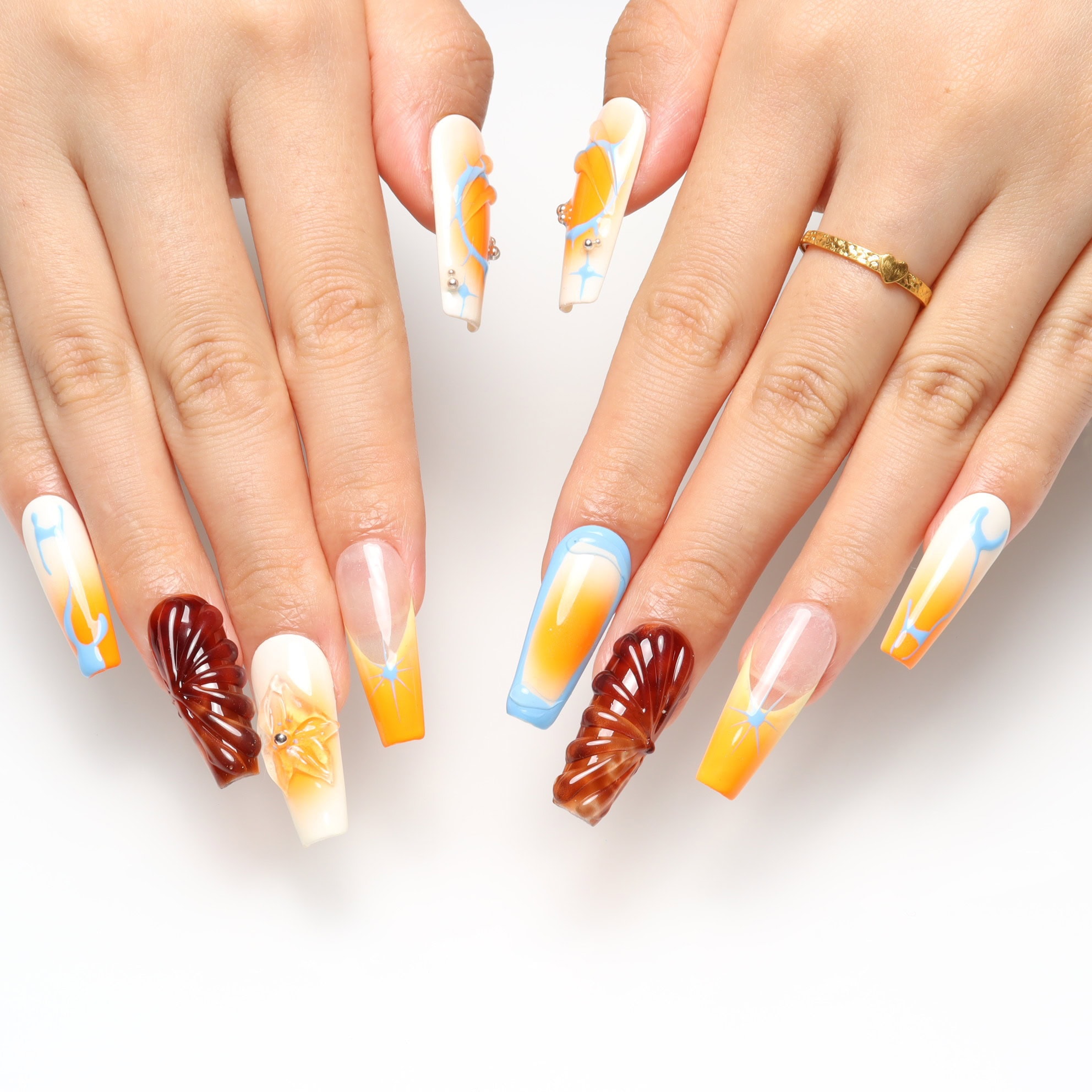 Press on nails 2411