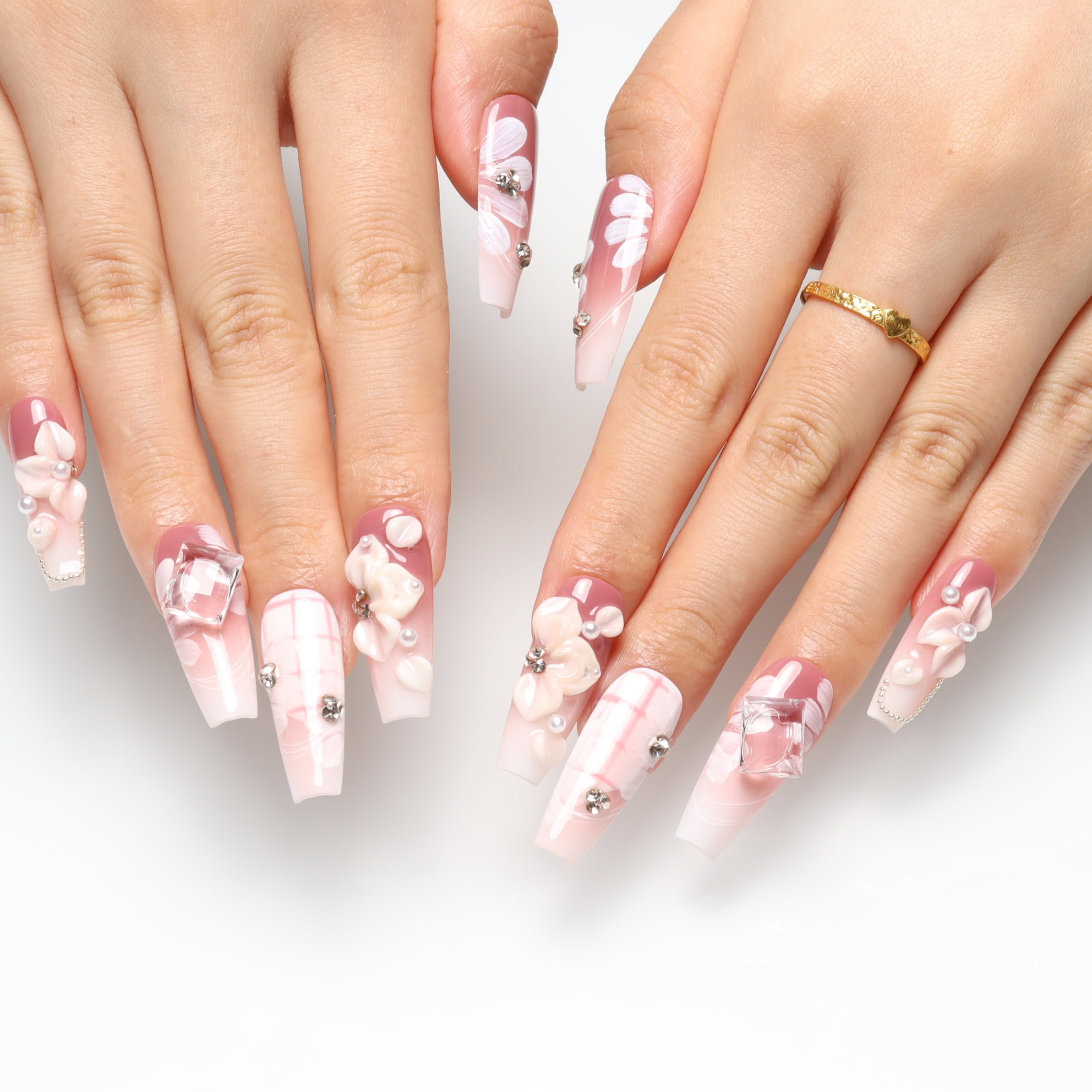 Press on nails 2426