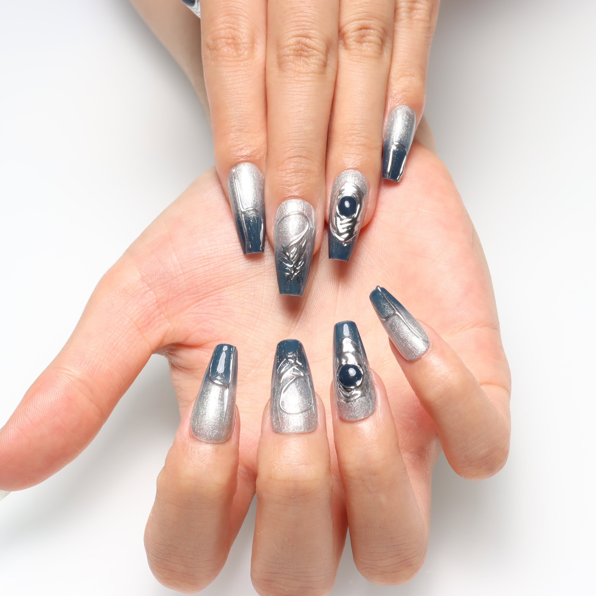 Press on nails 2433