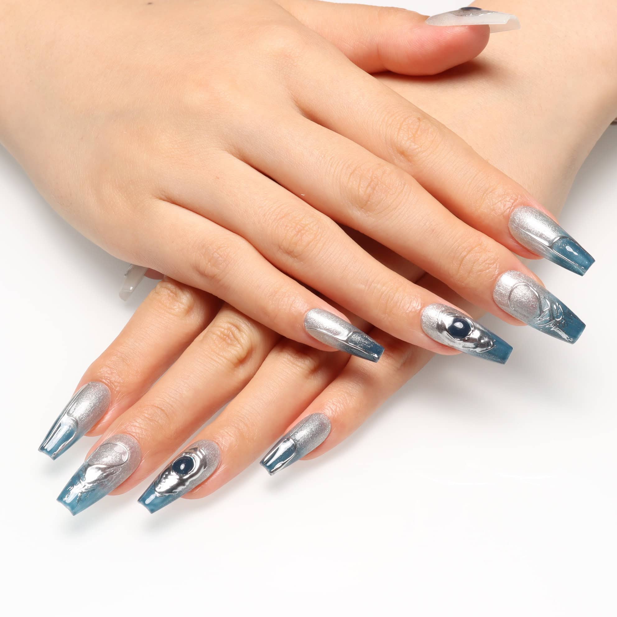 Press on nails 2434