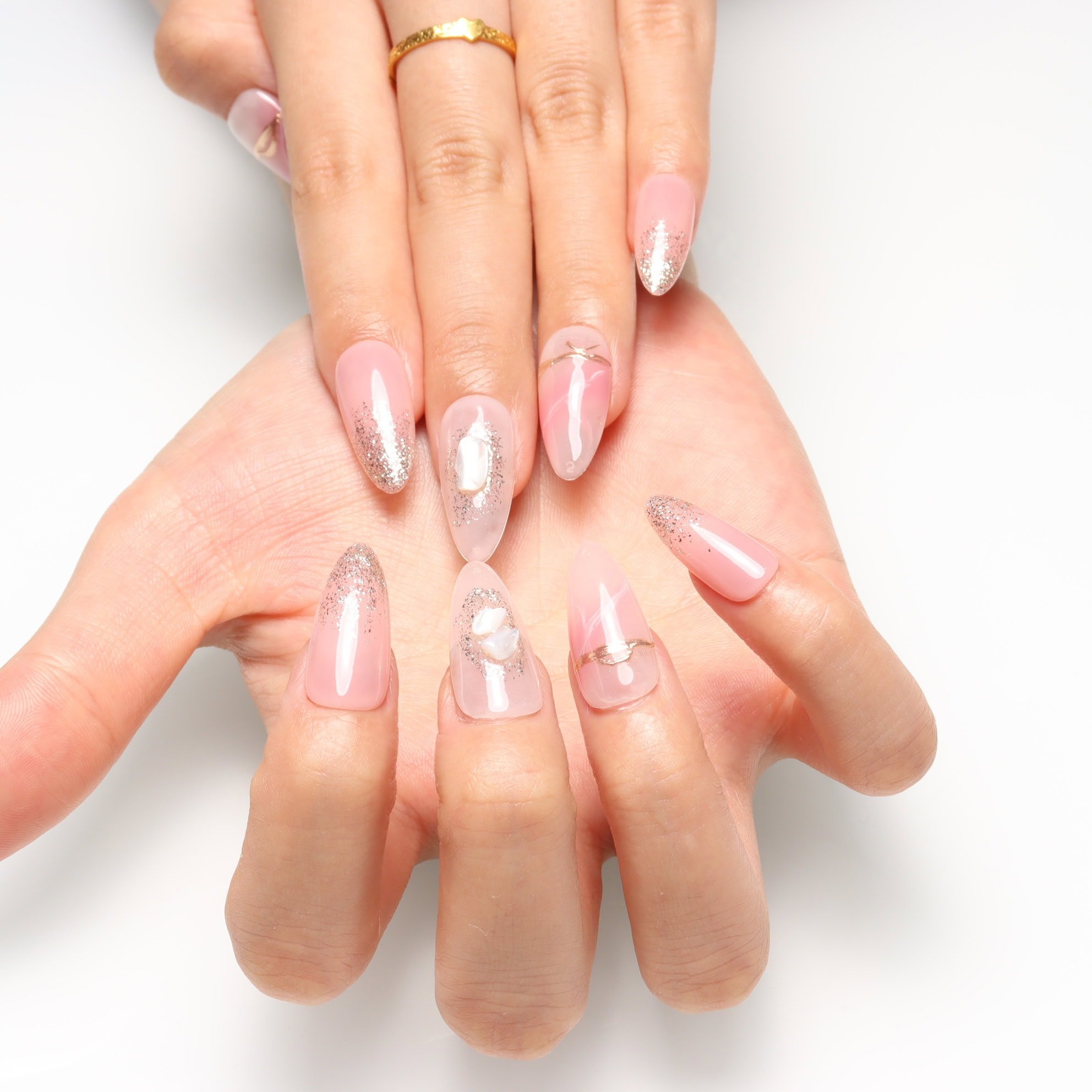Press on nails 2439