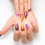 Press on nails 2446