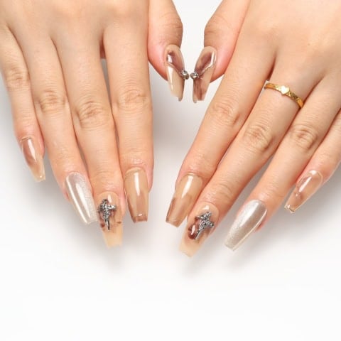 Press on nails 2476