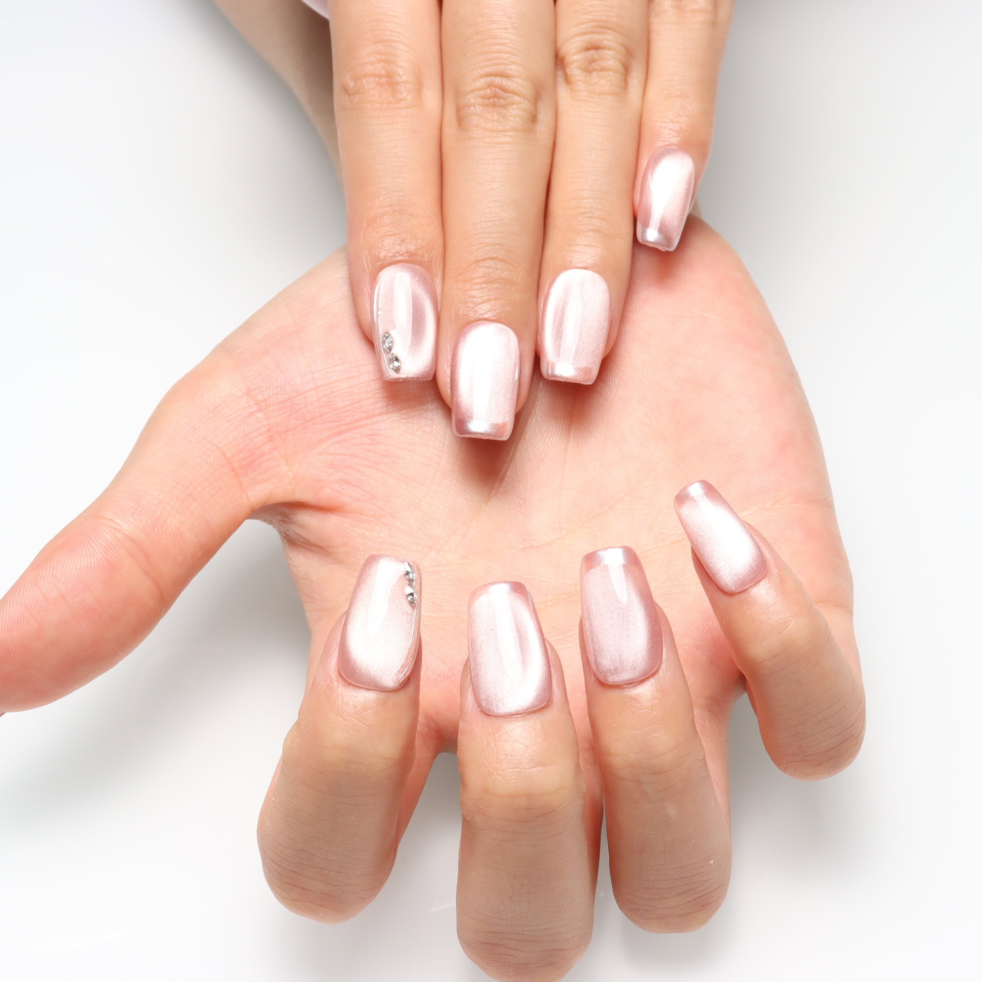 Press on nails 2484