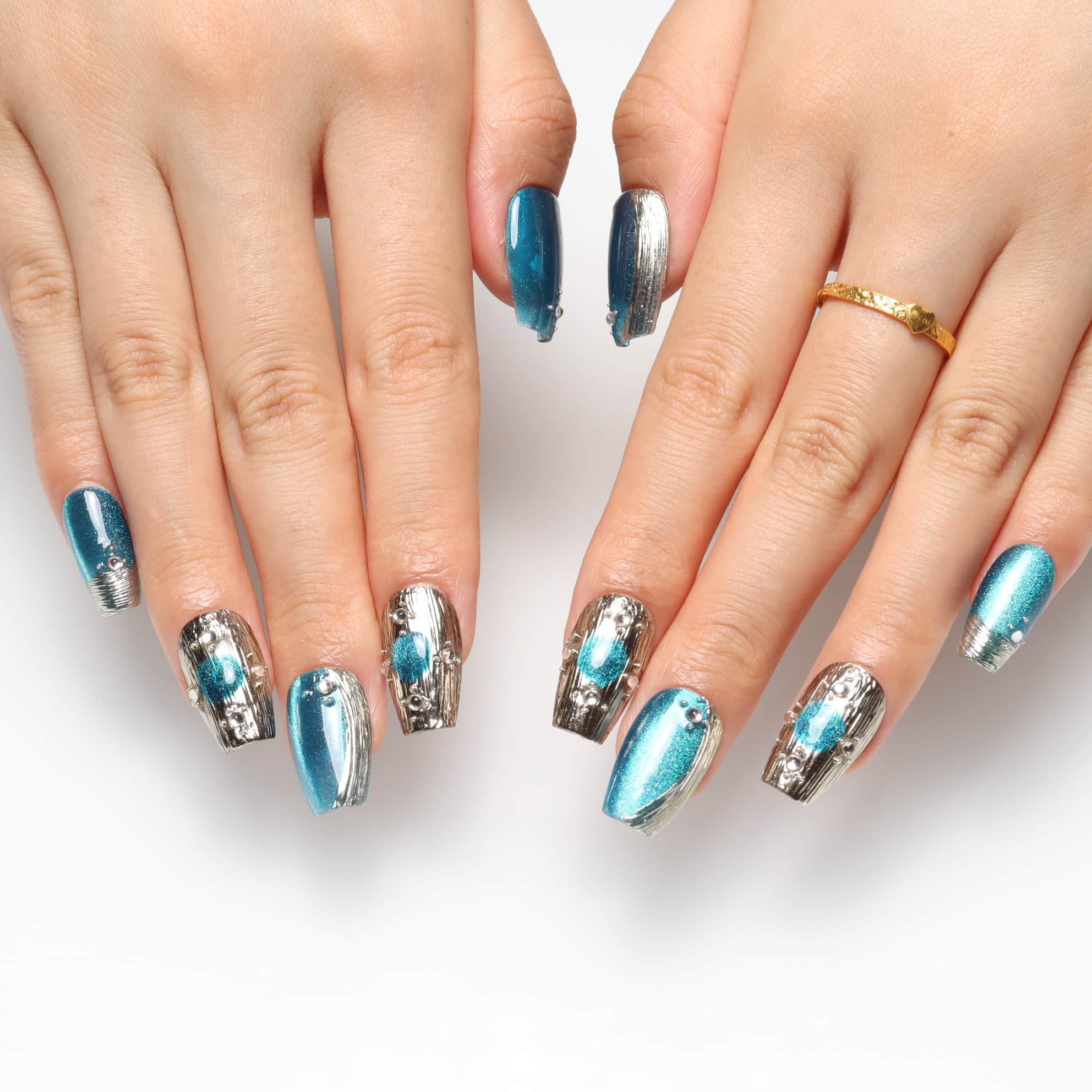 Press on nails 2527
