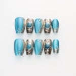 Press on nails 2695
