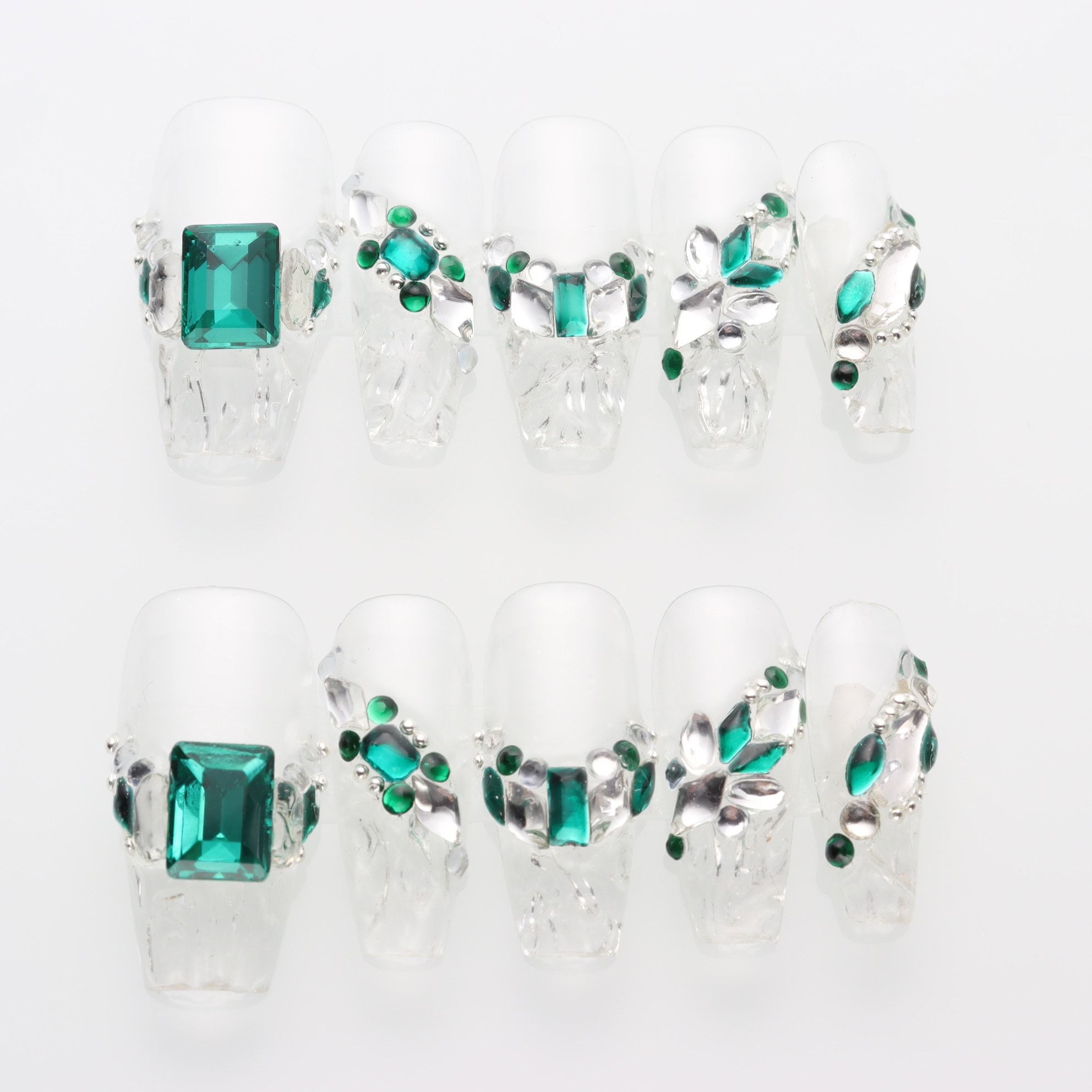 Press on nails 2940