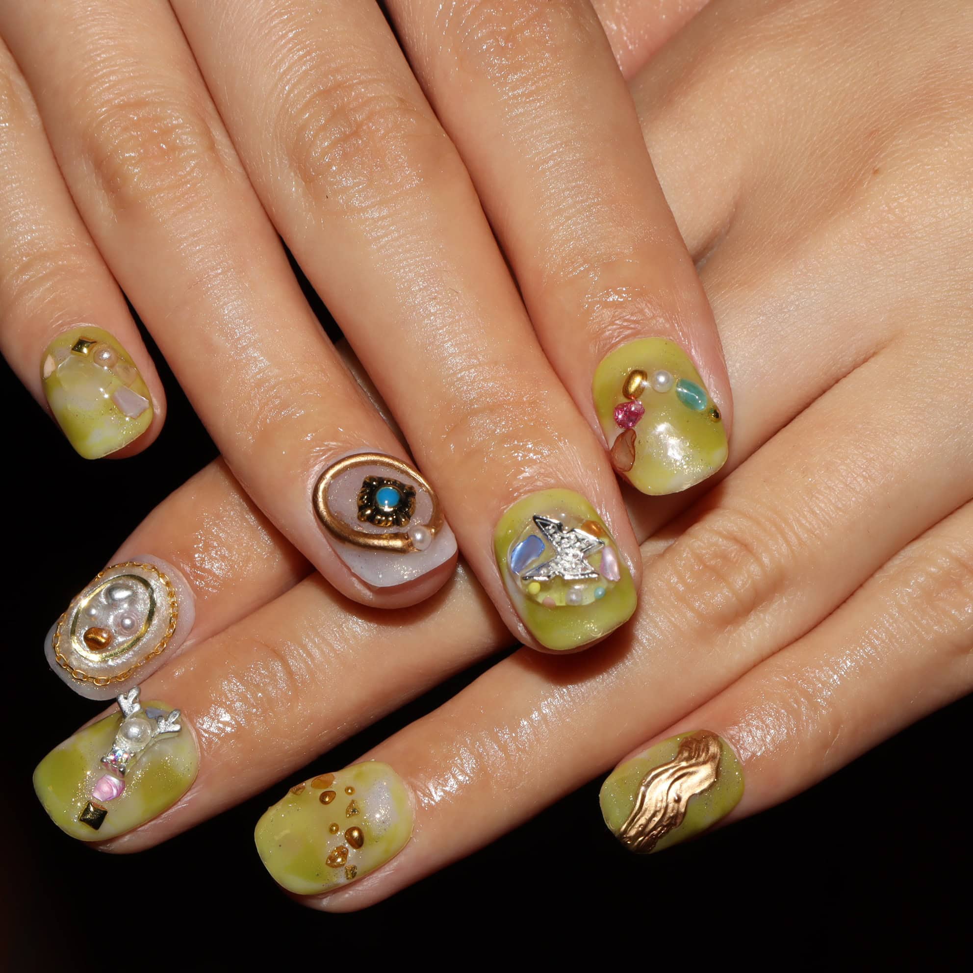 Press on nails 3373