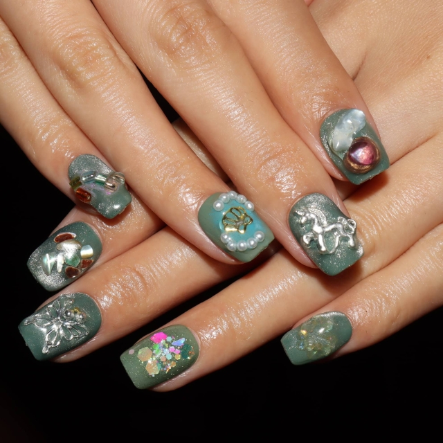 Press on nails 3571