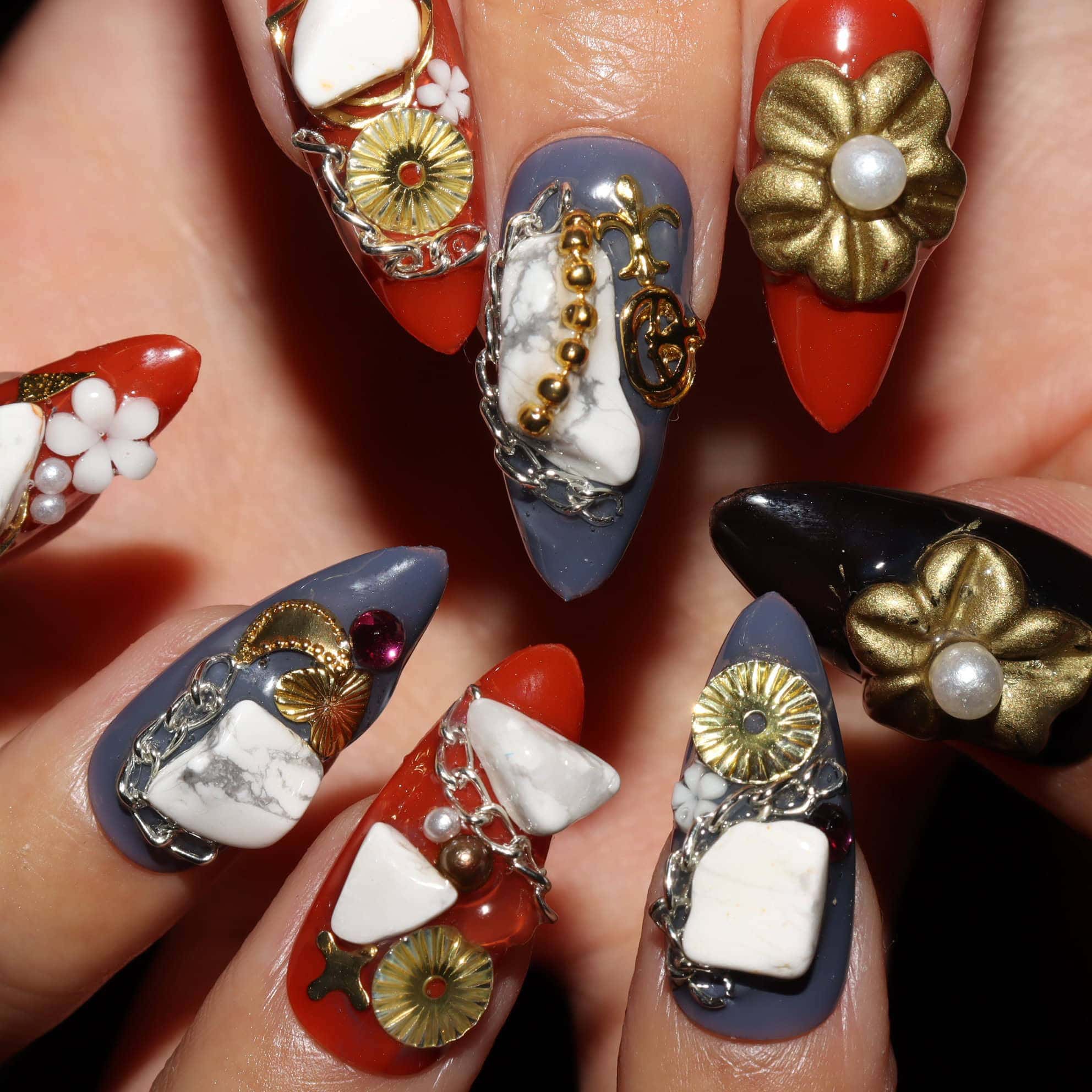 Press on nails 3687
