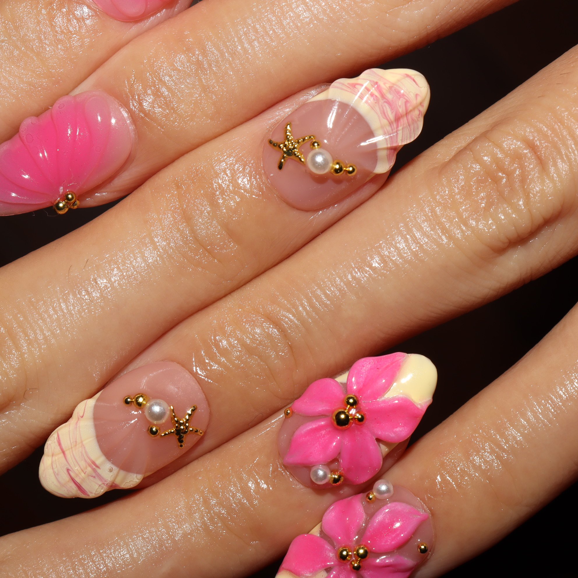 Press on nails 3884